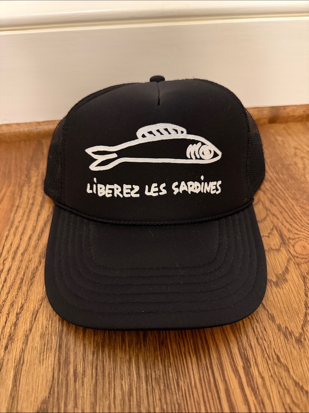 Black Clare V ‘Liberez Les Sardines' Trucker Hat